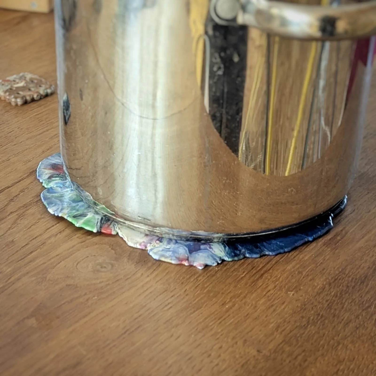Dessous de casserole en plastique pressé