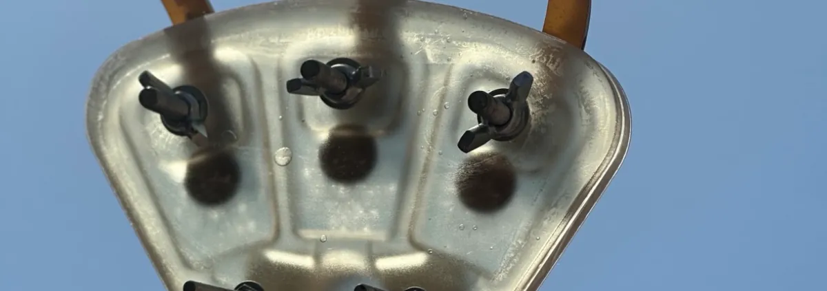 Moule d'injection en aluminium au soleil